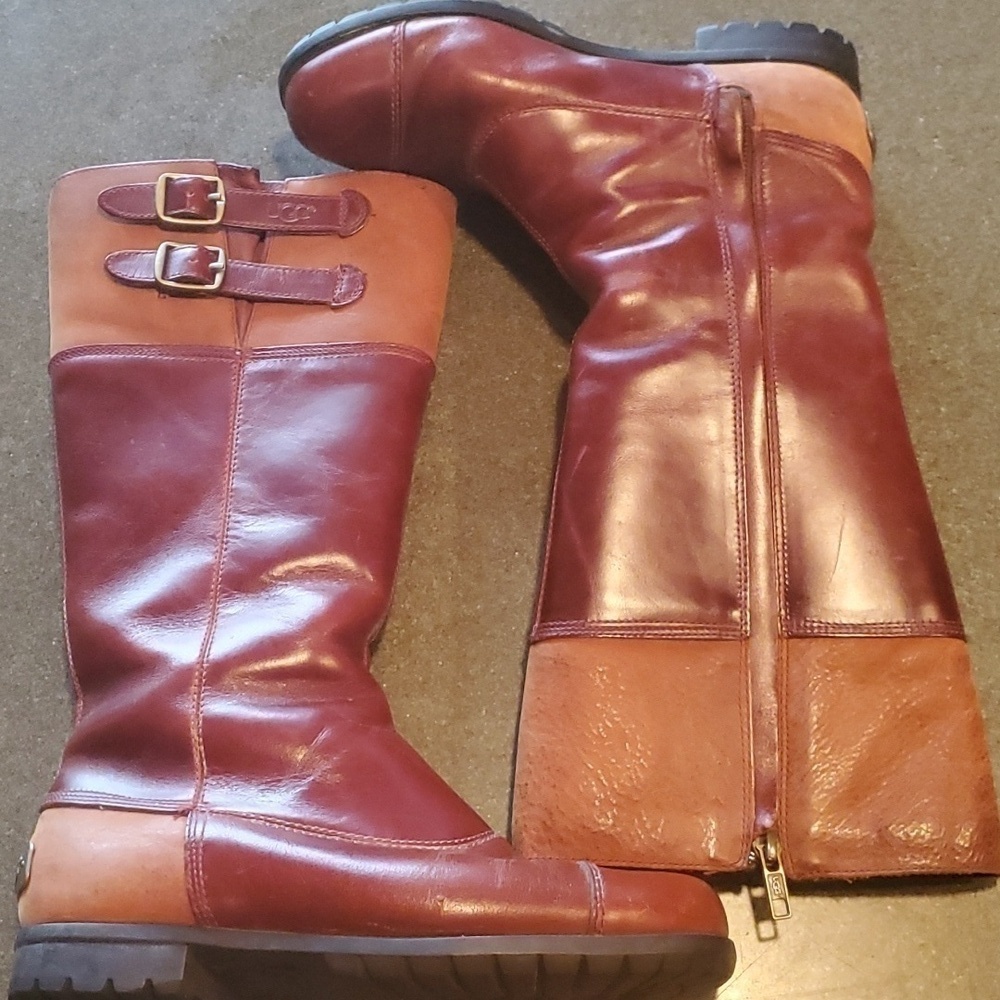 UGG Australia Barolo Tall Sheepskin Lined Dual Colored Zipper Accents Sz 5 Boots